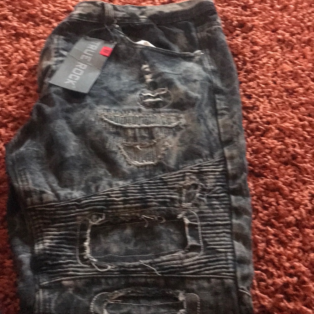 Jeans - Picture 3 of 3